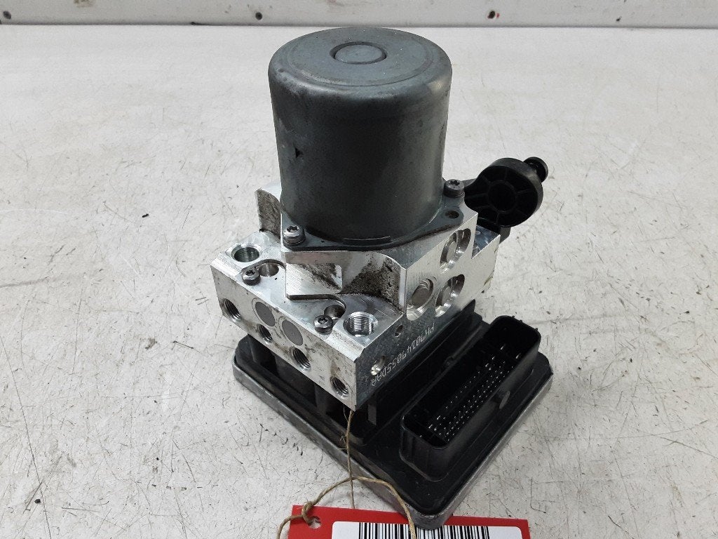 BLOC ABS (FREINS ANTI-BLOCAGE) GLE (V167) (A1679004805), Mercedes-Benz, Mevr. I. Hauben, Utilisé, Rue de l'Espoir 34 34
4030  GRIVEGNÉE, BE