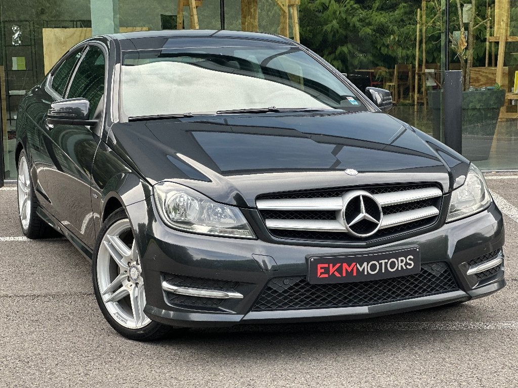 Mercedes C220 Coupé/Climatisation/Capteurs/Navi, Autos, Achat, Entreprise, Noir, 120 kW