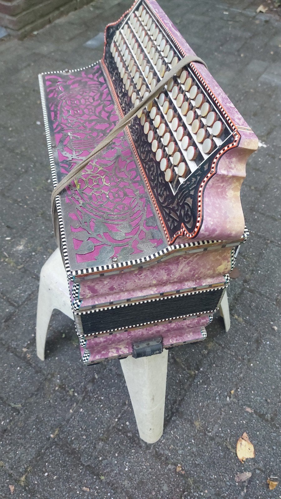 Accordéon ancien Camille Parys - Bruxelles, Enlèvement, Avec valise