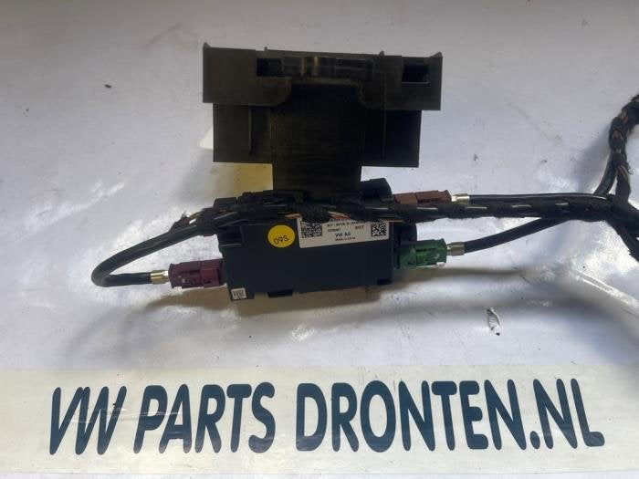 USB module van een Volkswagen T-Roc, Auto-onderdelen, Elektronica en Kabels, Volkswagen, Gebruikt, 3 maanden garantie, Ophalen of Verzenden