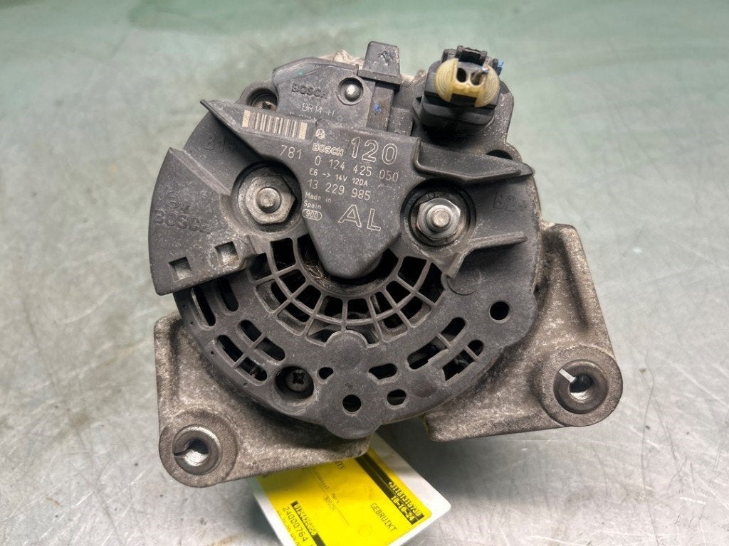 ALTERNATEUR Opel Astra H (L48) (|0124425050|7810124425050|), Robert Bosch AG, Opel, Utilisé, Robert-Bosch-Allee 1
74232  Abstatt, DE