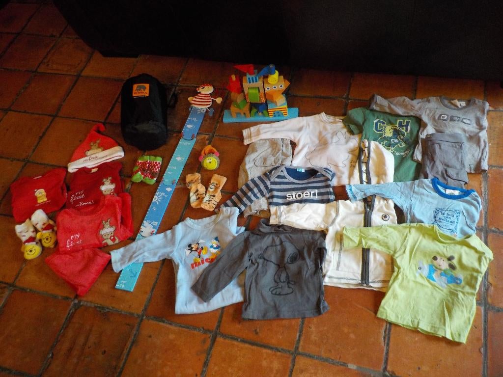 23 X Vêtements et accessoires pour bébés garçons taille 62, Enlèvement ou Envoi, Comme neuf, Taille 62