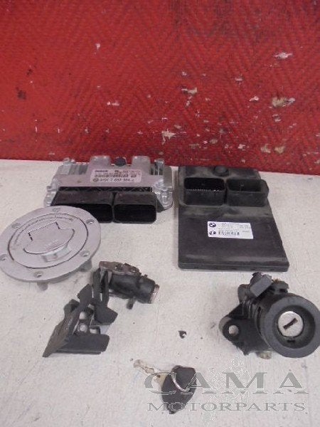 ENSEMBLE DE VERROU ET CYLINDRE DE PORTES BMW, Dhr. S. di Majo, Utilisé, Info@cama-motorparts.nl, P.J. Troelstraweg 8 8
3144 CX  MAASSLUIS, NL