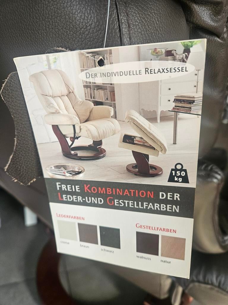 Lederen relaxzetel met voetenbank., Ophalen