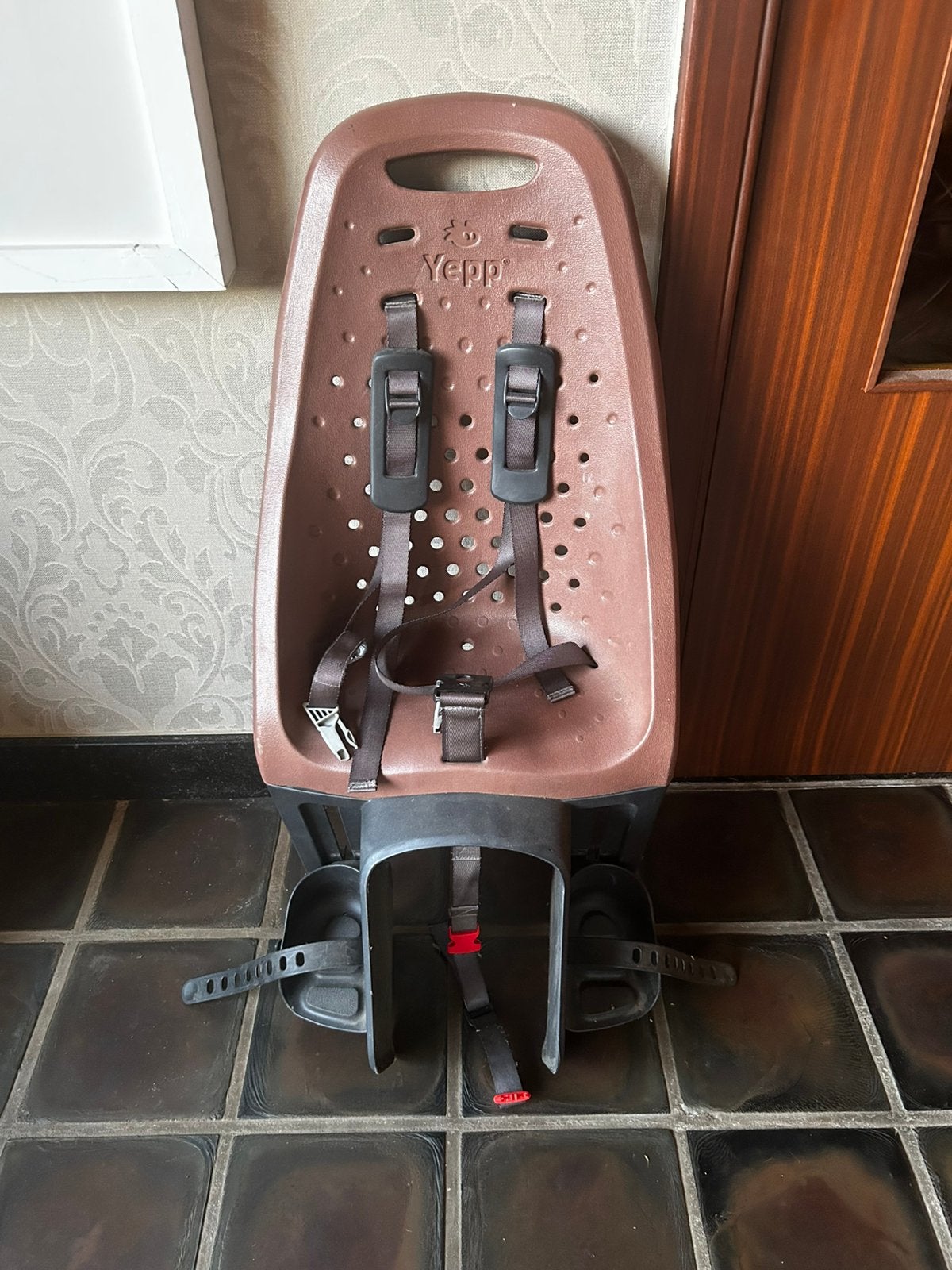 Yepp easyfit maxi met easyfit carrier XL, Ophalen, Gebruikt, Achterzitje, Voetsteuntjes
