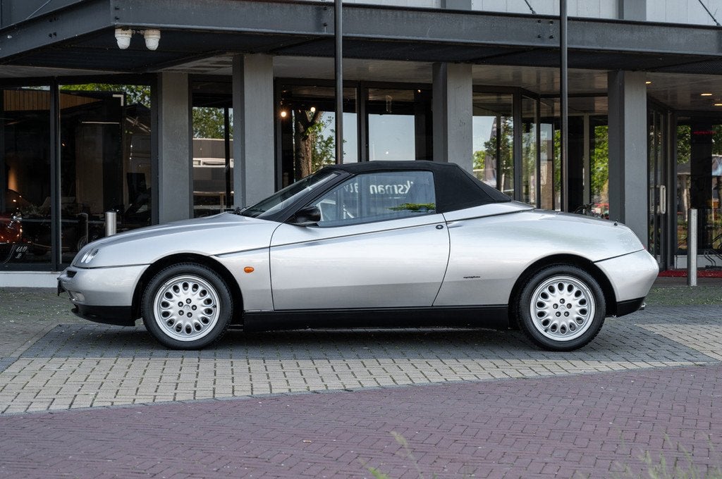 Alfa Romeo Spider 2.0 Twin Spark 16V, Cuir, Achat, 110 kW, Entreprise