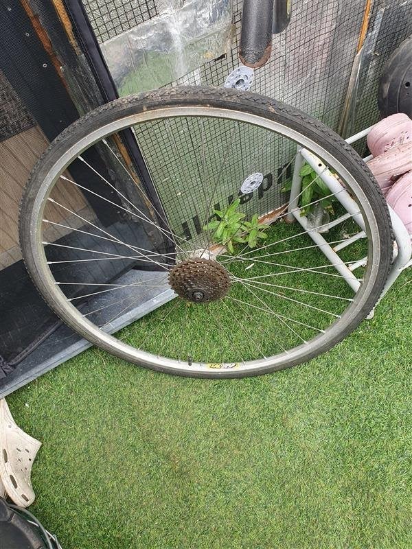 28 inch fiets achterwiel fietsonderdelen, Fietsen en Brommers, Chimano, Elektrische fiets, Zo goed als nieuw, Aluminium