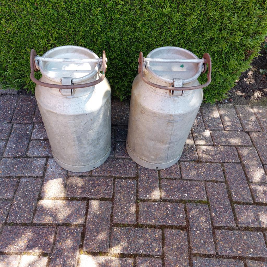 2 oude alluminium melkkitten, Tuin en Terras, Tuinwanddecoratie, Ophalen