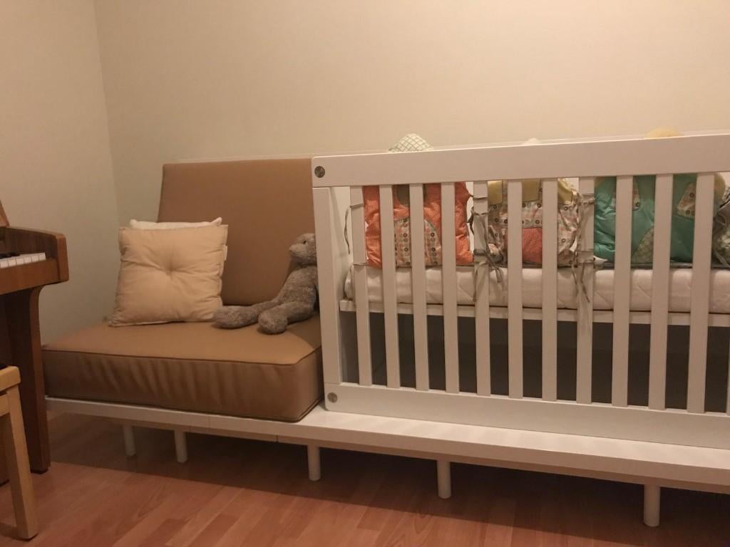 lit bebe 3 en 1(lit+canape+table langer), 85 à 100 cm, Enlèvement, Matelas, 180 cm ou plus