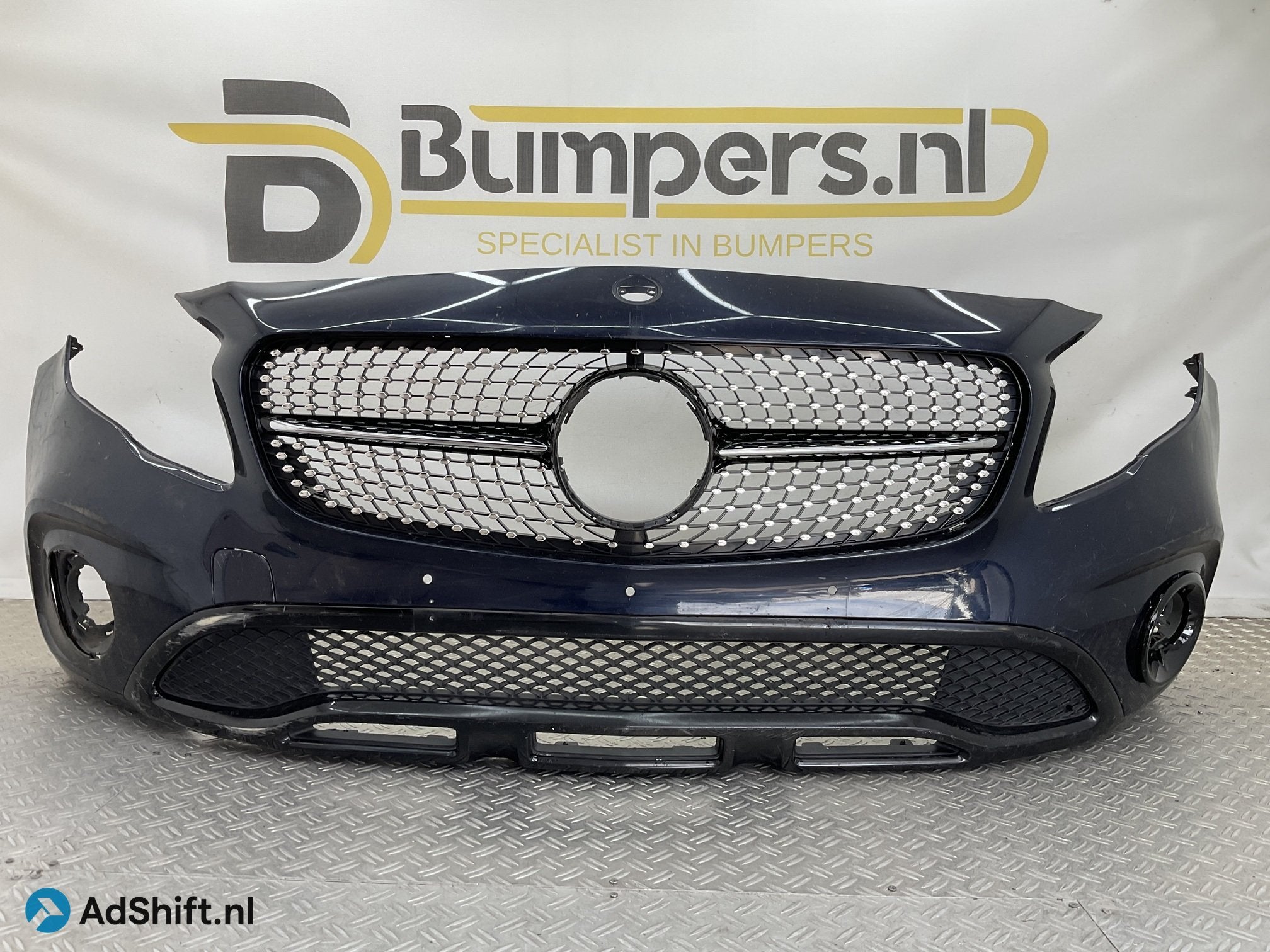 Bumper Mercedes-Benz GLA W156 Facelift A1568854100 Voorbumpe, Auto-onderdelen, Bumper