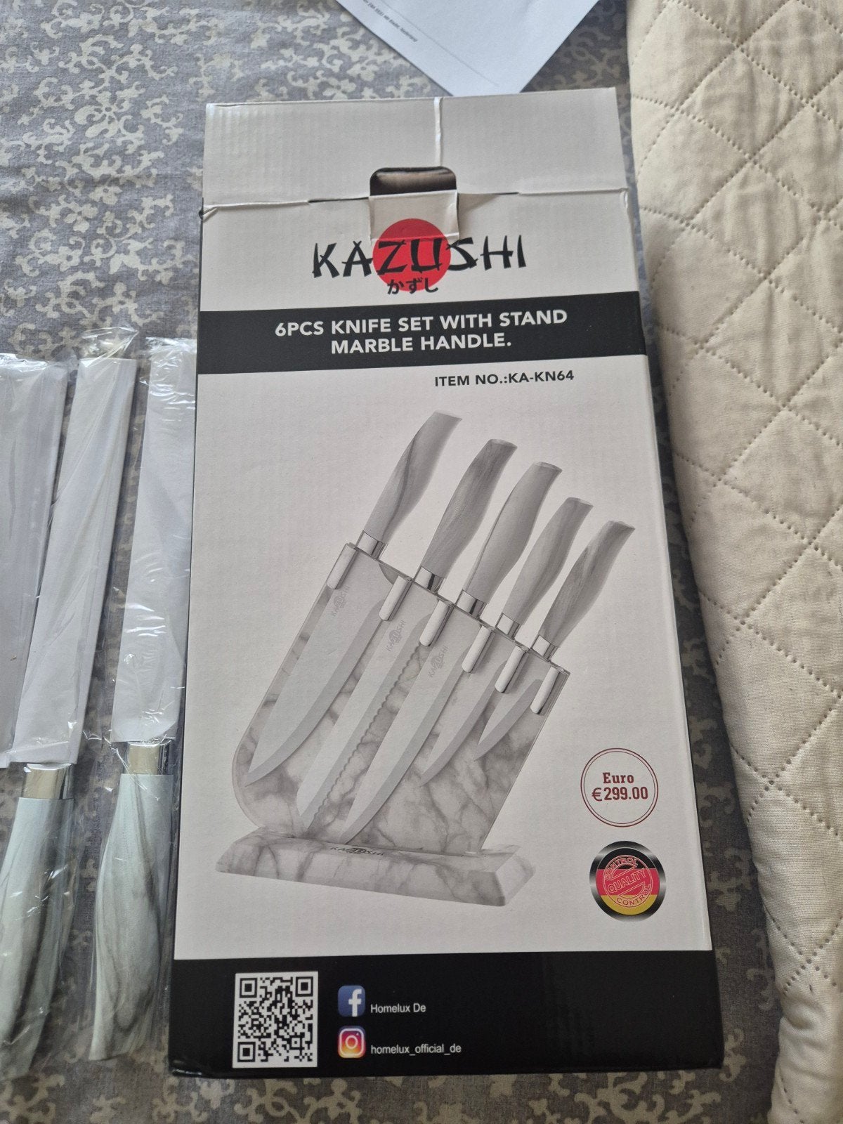 Je vends un magnifique ensemble de couteaux Kazushi comprena, Enlèvement
