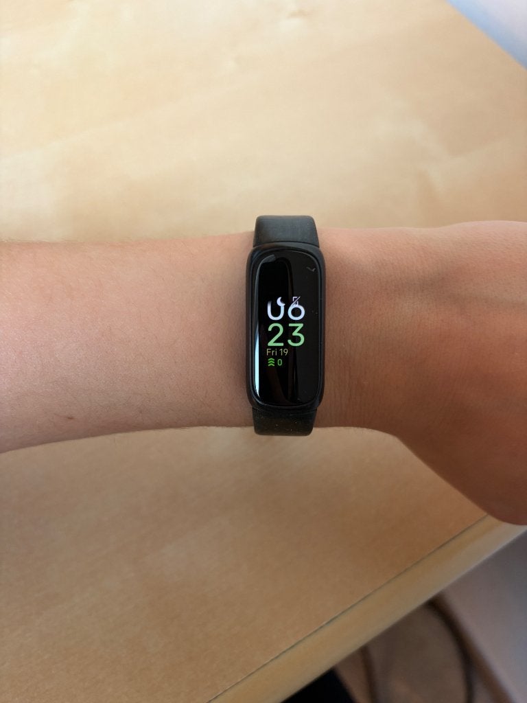 Fitbit inspire 3, Ophalen of Verzenden, Zo goed als nieuw, Zwart, Fitbit