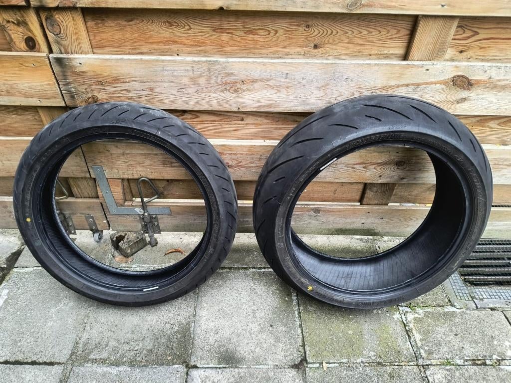 Bridgestone Battlax S22 190/50 ZR17 (73W)+ 120/70 ZR17 (58W), Enlèvement, Utilisé