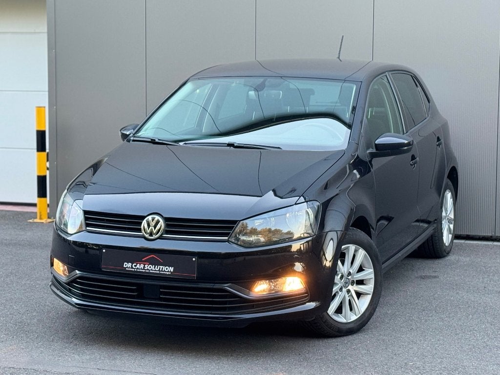 Vw Polo 6c 1.0i front assist airco 2015 140Dkm euro6B, Auto's, Voorwielaandrijving, Dealer onderhouden, Stof, Zwart