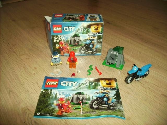 lego city 60170 politie, Ophalen of Verzenden, Zo goed als nieuw, Complete set, Lego