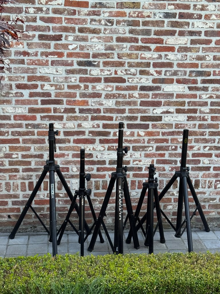 5x divers luidsprekerstatief, Muziek en Instrumenten, Standaarden, Ophalen, Zo goed als nieuw
