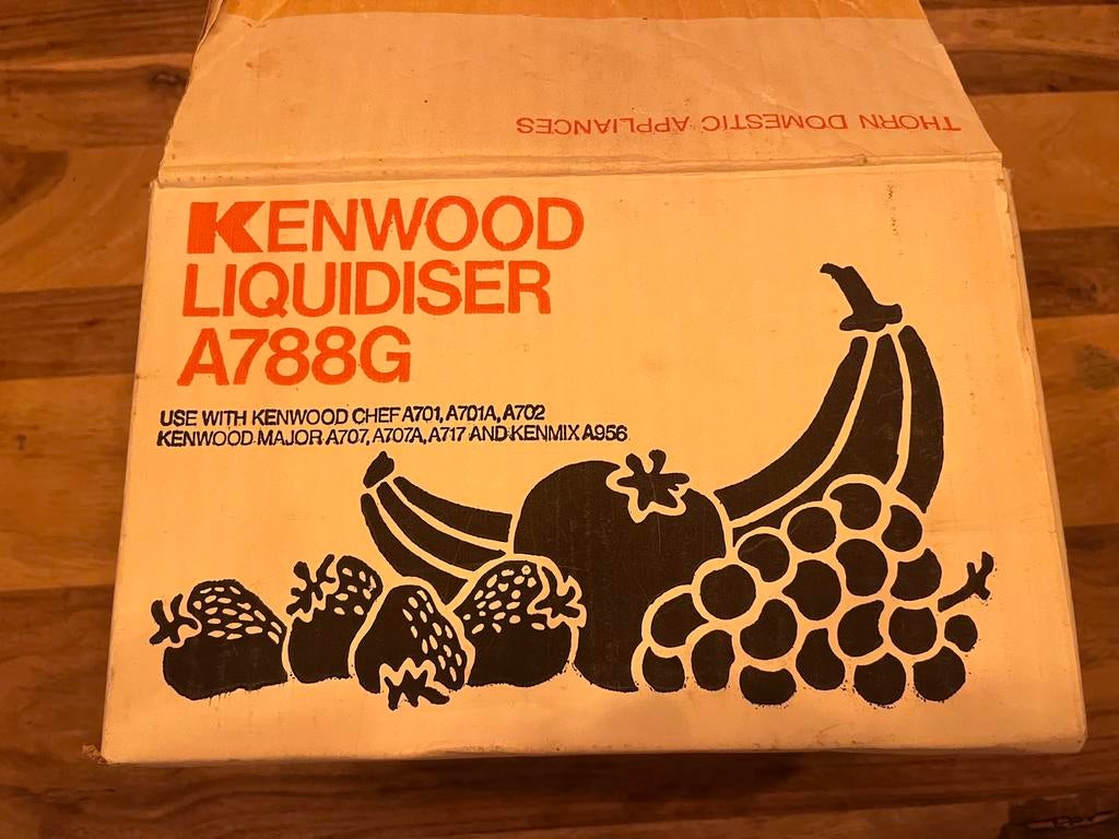 Kenwood liquidiser A788G, 1 tot 2 liter, Ophalen, Zo goed als nieuw, Vaatwasserbestendig