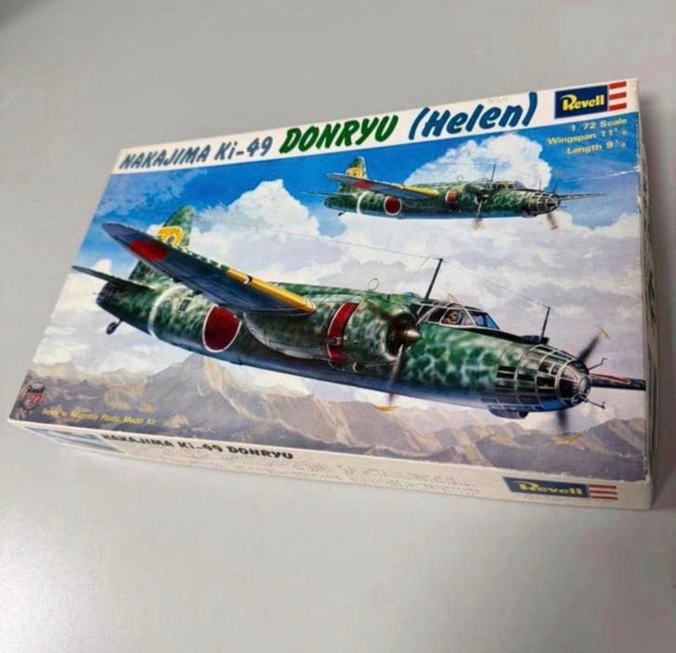 Nakajima Ki-49 Donryu Helen de Revell 1/72, vente 1973 h-102, Hobby & Loisirs créatifs, Modélisme | Avions & Hélicoptères, Neuf