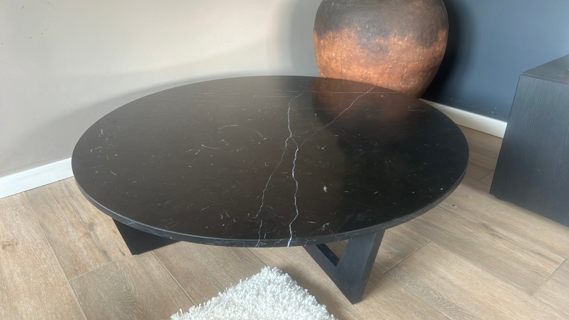 Table basse ronde, plateau en marbre avec structure en bois, Enlèvement, Comme neuf