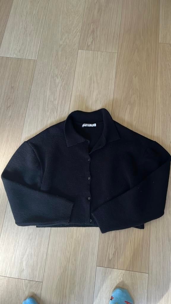 Mooi zwart truitje Na-kd Mt M, Kleding | Dames, Ophalen, Zo goed als nieuw, Zwart