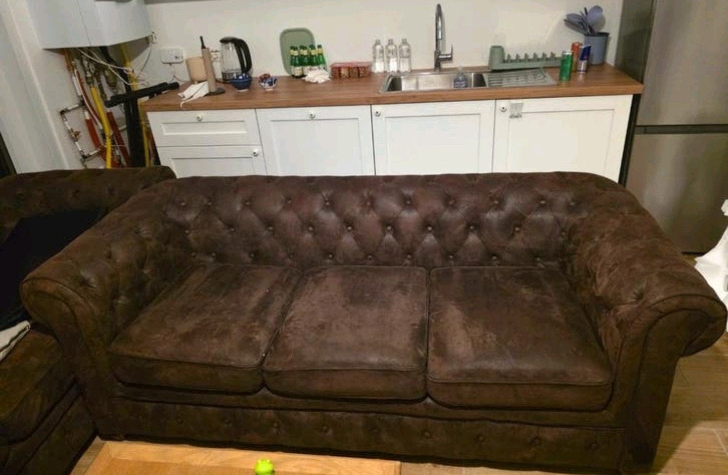 2x chesterield look zetel 3zit, Ophalen