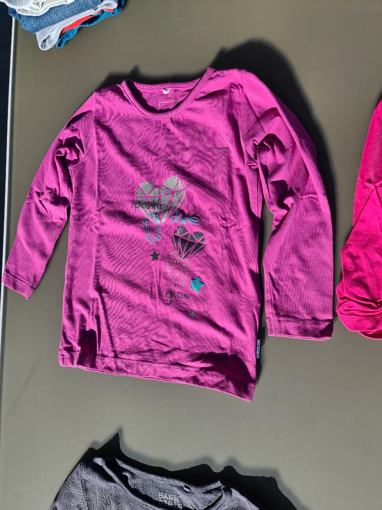 roze t-shirt met hart 92, Enfants & Bébés, Vêtements enfant | Taille 92, Enlèvement, Comme neuf