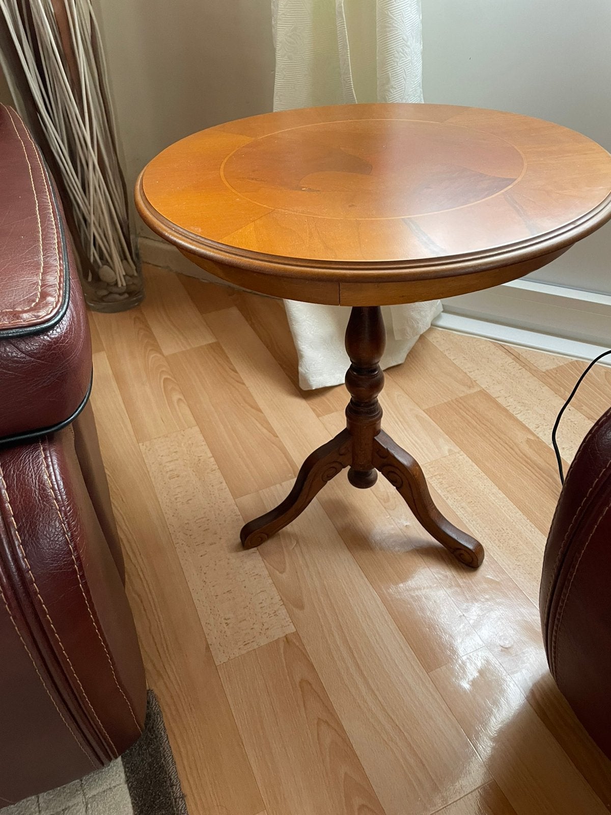 Table d’appoint, Maison & Meubles, Tables | Tables d'appoint, Rond, Enlèvement, Bois, 45 à 60 cm