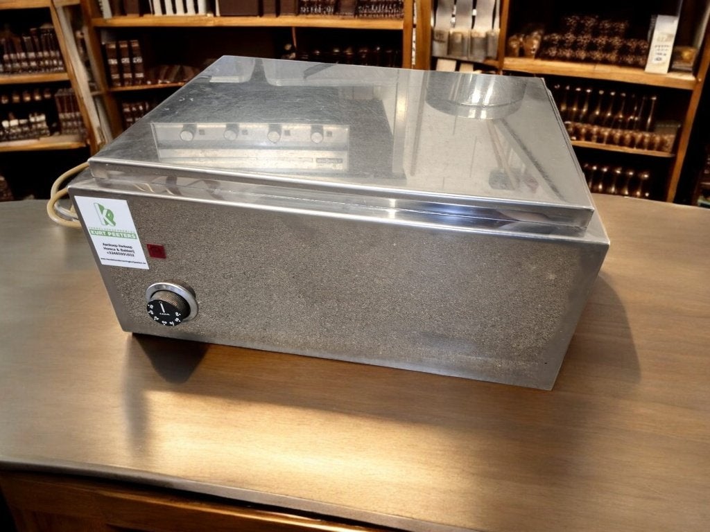 Smeltbak voor chocolade 12 liter, Ophalen