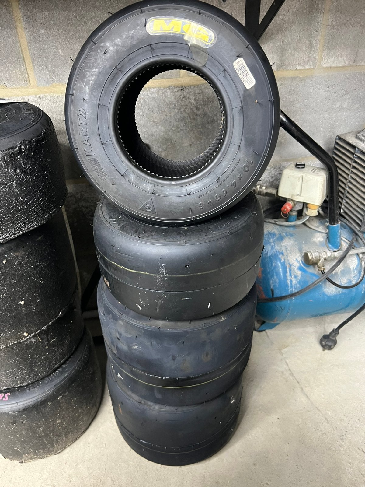 Pneus karting neuf gomme tendre, Enlèvement ou Envoi, Comme neuf