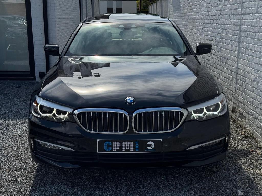 BMW 520d * 36500km! * PANO * 190pk * CAMERA * NAVI, Automaat, Euro 6, 4 cilinders, Zwart