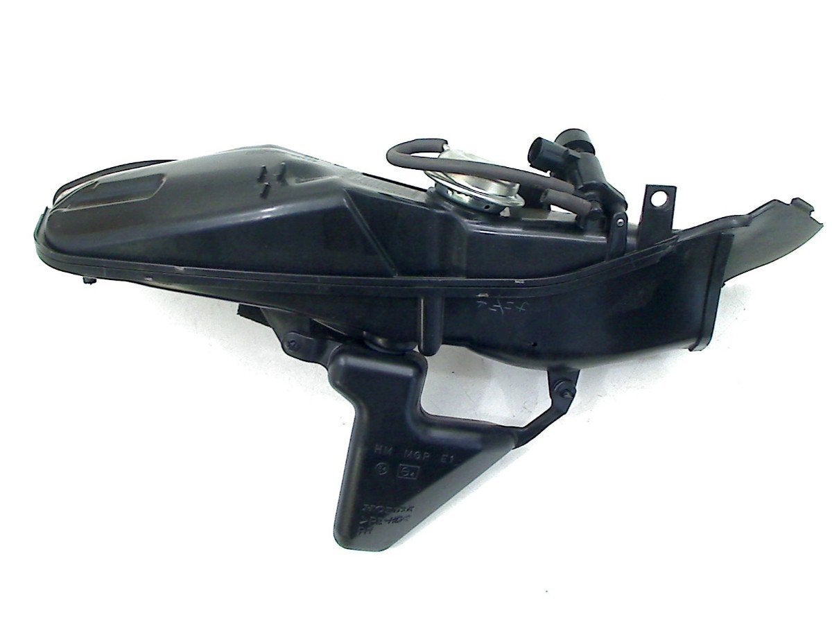 PRISE D'AIR DROIT Honda, Honda Center GmbH, Utilisé, Info@honda.de, Hanauer Landstraße  222-224
60314  Frankfurt am Main, DE