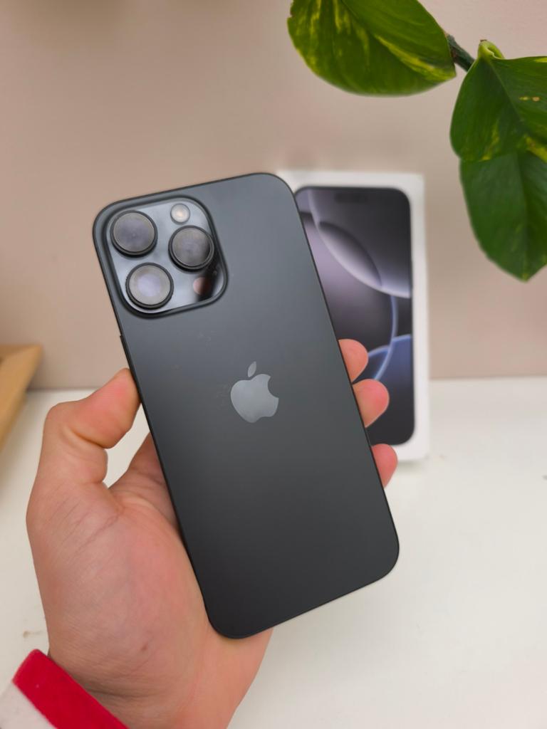 iPhone 16 pro max 512 Go 90 % batterie tout est d'origine, Télécoms, Téléphonie mobile | Apple iPhone, Gris, IPhone 16