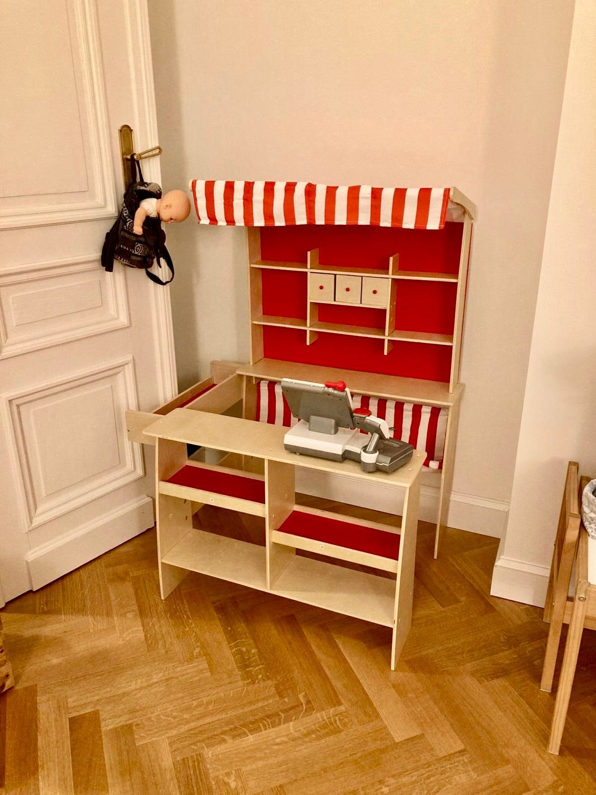 Petit magasin en bois, Enlèvement, Utilisé