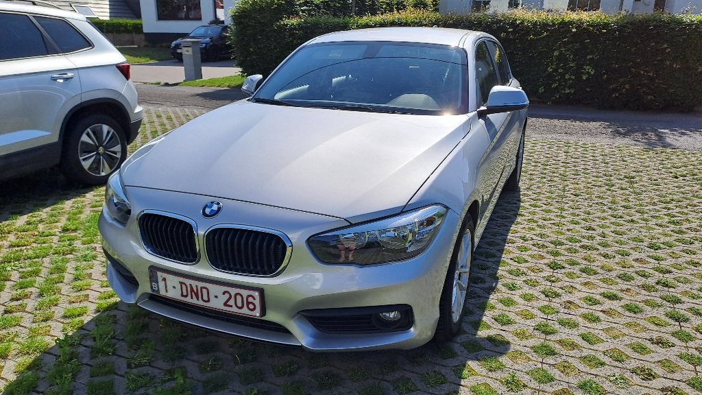 BMW 118i (F20 facelift) – 2019 – 91.350 km, Autos, BMW, Particulier, Série 1, Phares directionnels, Air conditionné, Bluetooth