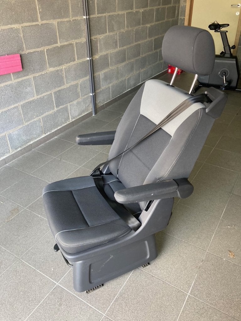 VW Multivan achterpassagiersstoel, Auto-onderdelen, Interieur en Bekleding, Ophalen, Nieuw, Volkswagen