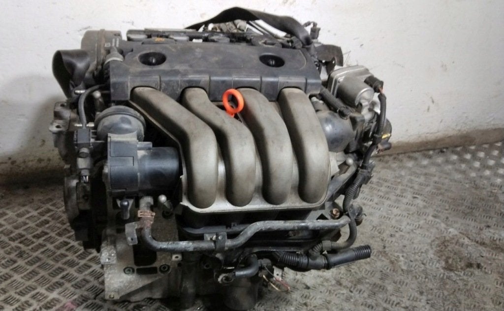 Moteur AXW Complet AUDI GOLF VW TOURAN A3, Autos : Pièces & Accessoires, Moteurs & Accessoires, Envoi, Utilisé, Daihatsu