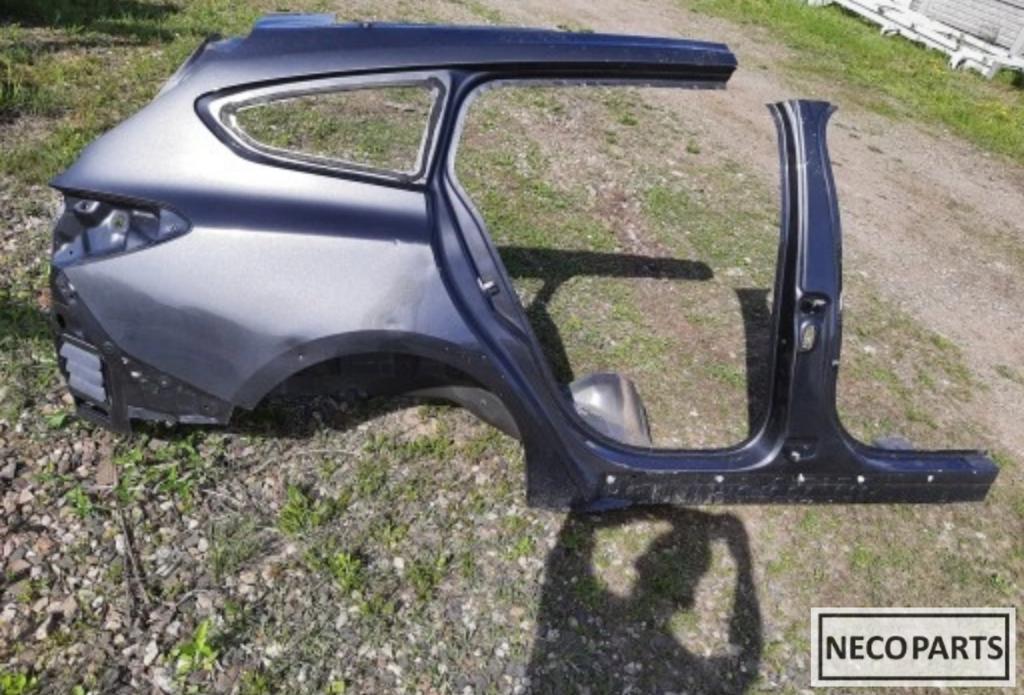 FORD FOCUS MK4 IV KOMBI ACHTERSCHERM SNIJDEEL RECHTS ORIGINE, Arrière, -, Haillon arrière, -