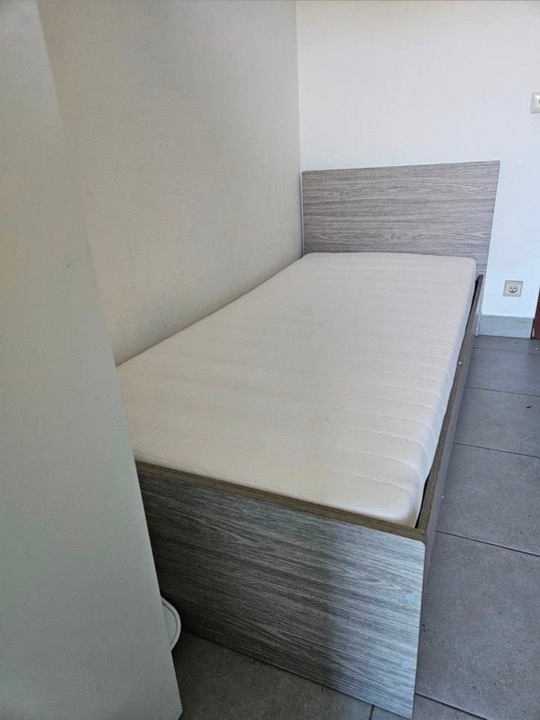Eenpersoonsbed 90 x 200, Ophalen