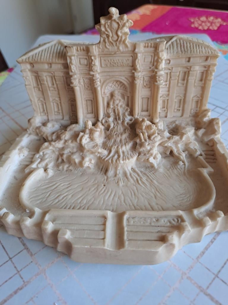 Fontaine Trevi miniature en résine., Maison & Meubles, Enlèvement ou Envoi