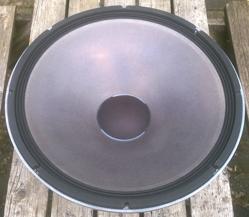 Woofer 18 inch 600 - 1200 Watt, JBL 2042H, 150 watt of meer, Gebruikt, JBL, Overige typen