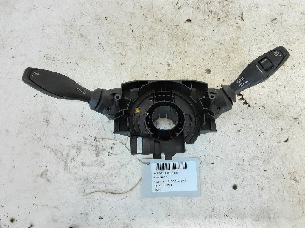 SCHAKELAAR Ford Fiesta 6 (JA8) (8A6T13N064BG), Gebruikt, Mevr. I. Hauben, Ford, Rue de l'Espoir 34 34
4030  GRIVEGNÉE, BE
