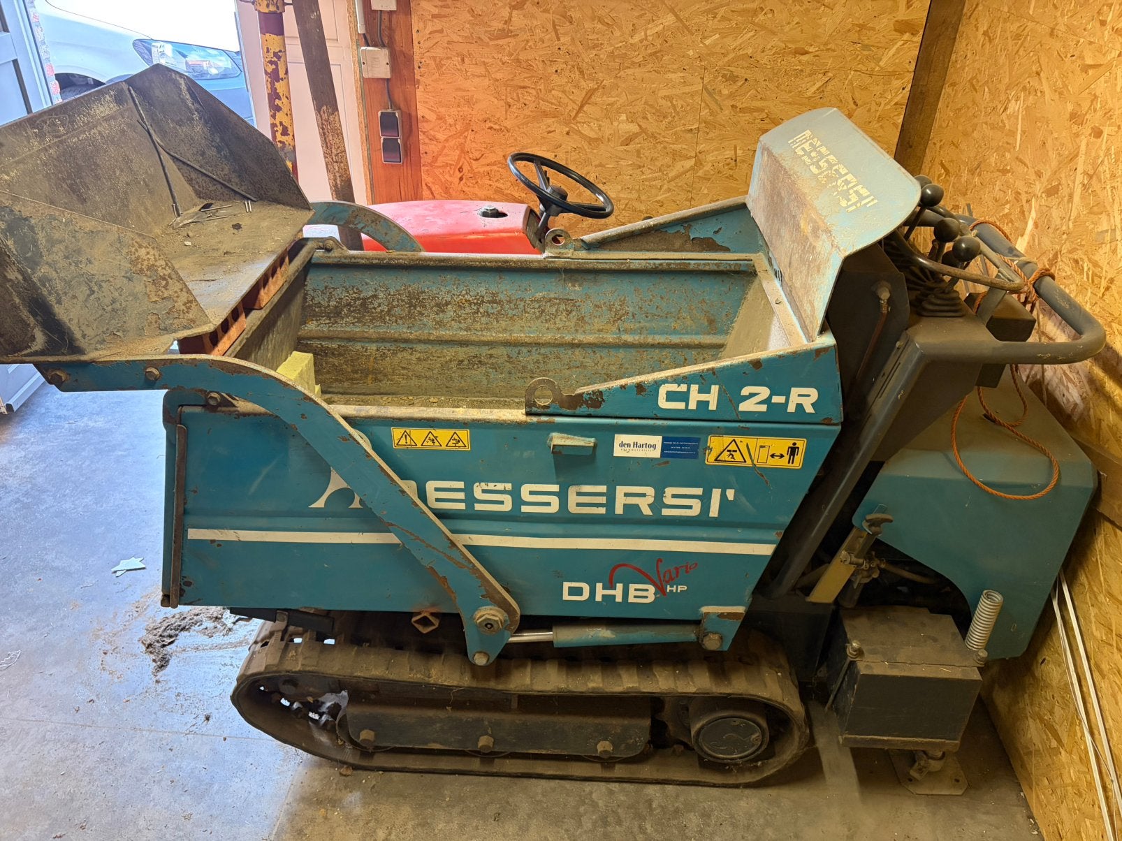 Dumper sur chenilles Messersi CH-2R 13D — Kubota diesel, Articles professionnels, Enlèvement, Dumper