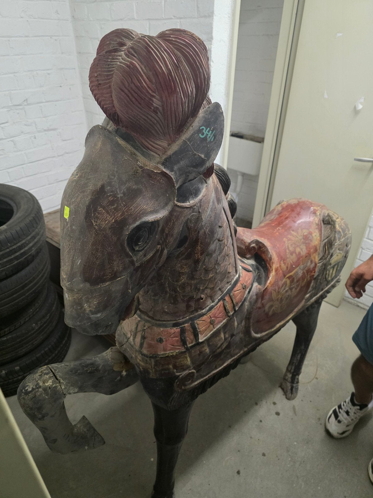 Magnifique cheval ancien en bois sculpté
Artisanat ancien, Enlèvement, Peint, Bois
