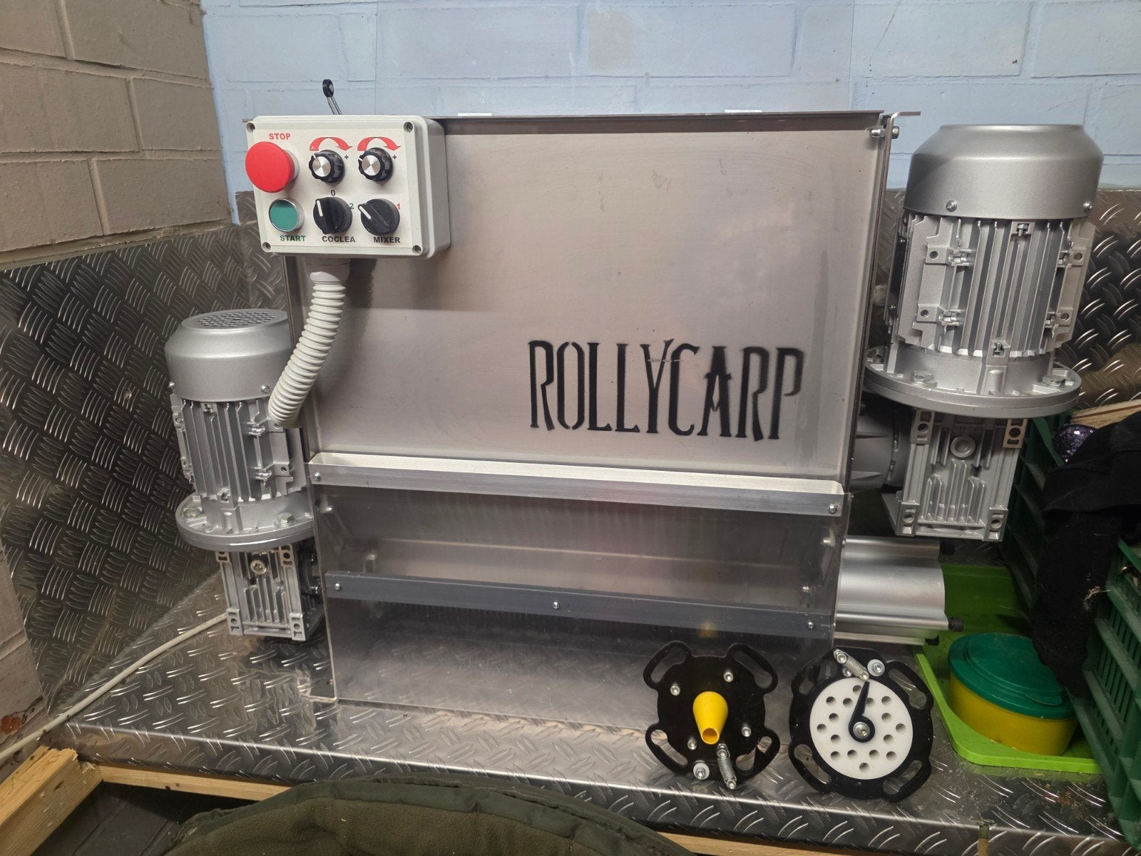 Extruder voor het maken van pellets en boillies, Enlèvement, Poisson