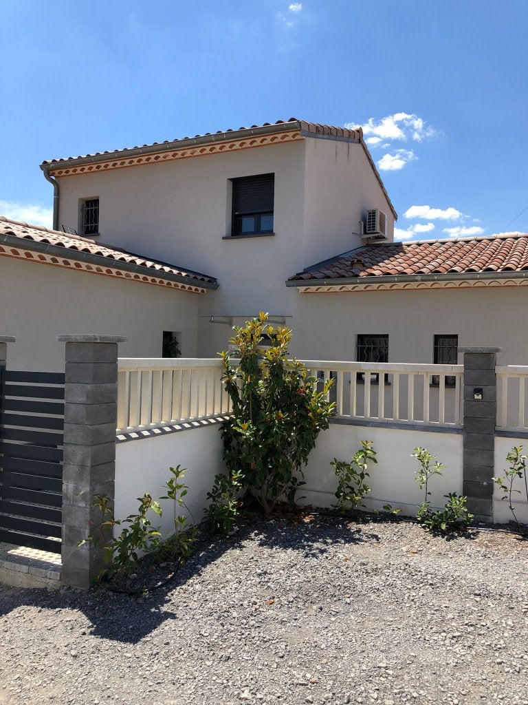 Villa avec piscine à débordement Sud Ardèche, Immo, Étranger, France, Maison d'habitation, Village