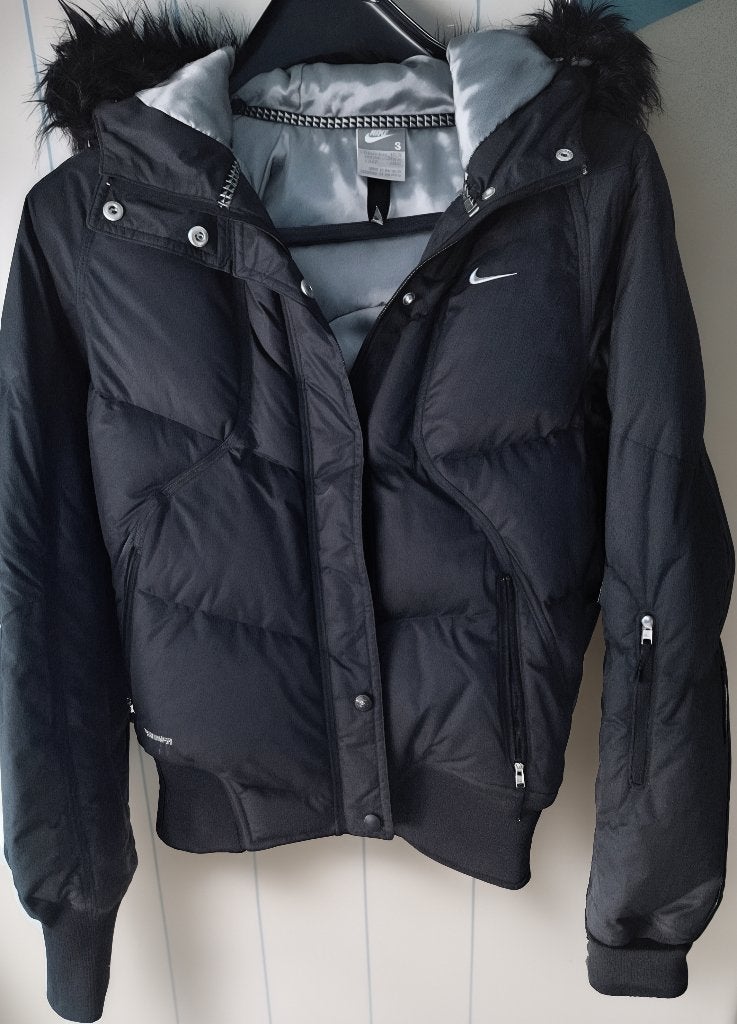 Vintage Nike dons/pufferjas - maat S, Kleding | Dames, Zwart, Nike, Ophalen of Verzenden, Zo goed als nieuw
