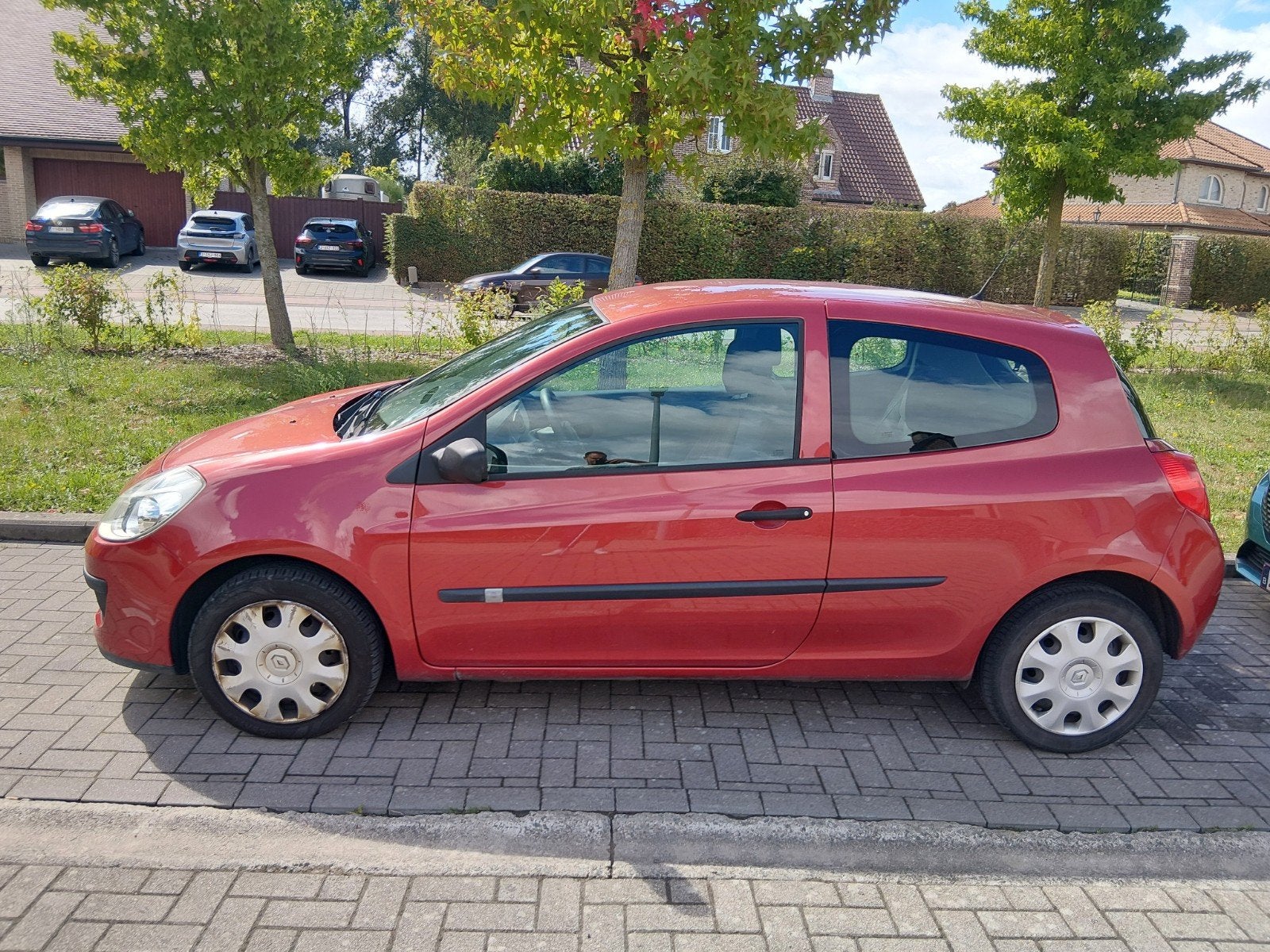Uniek nette Renault Clio (2005) – Slechts 124.000 km, Auto's, Voorwielaandrijving, Stof, Zwart, Particulier