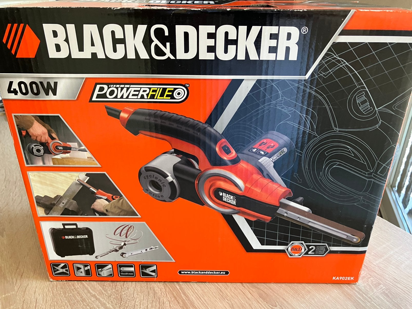 Bandschuurmachine Black&Decker, Doe-het-zelf en Bouw, Gereedschap | Schuurmachines, Ophalen, Zo goed als nieuw, Bandschuurmachine