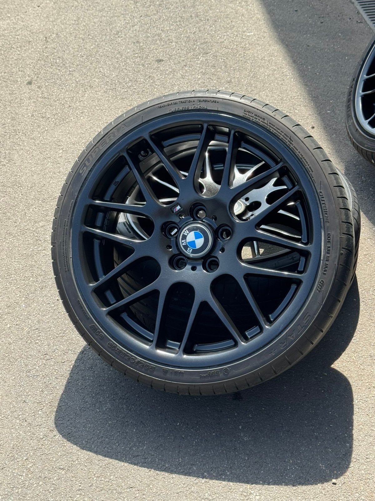 Jantes bmw csl, Enlèvement, Pneu(s)