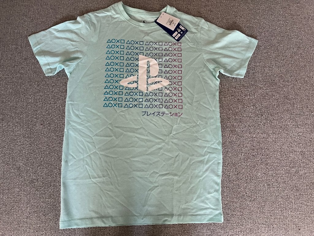 T-shirt Playstation maat 158 nieuw, Enfants & Bébés, Vêtements enfant | Taille 158, Enlèvement ou Envoi, Neuf, Garçon, Chemise ou À manches longues